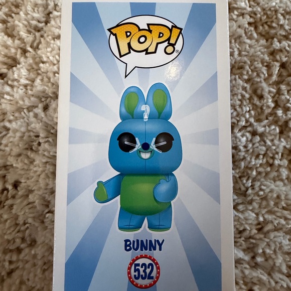 Funko pop Toy Story 4 Bunny Vinyl Figure - 532 Blue and Green - Picture 3 of 7